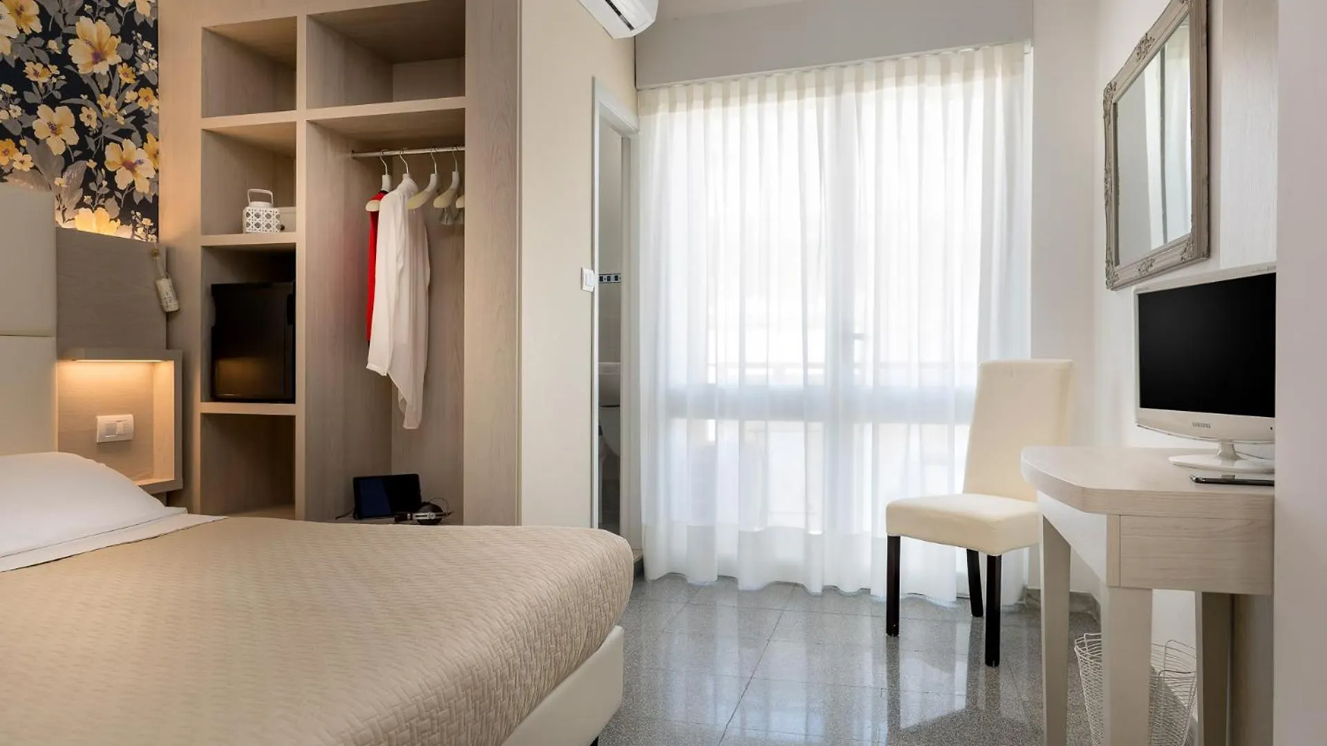Hotel Corona Riccione